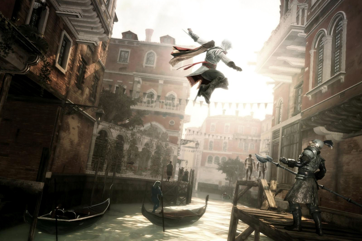 Ezio effectuant un assassinat aérien au-dessus d'un canal à Venise